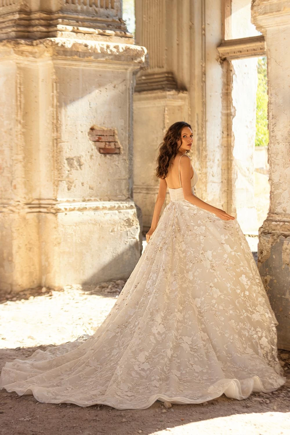 Eva Lendel Wedding Dresses For Sale – PreOwnedWeddingDresses