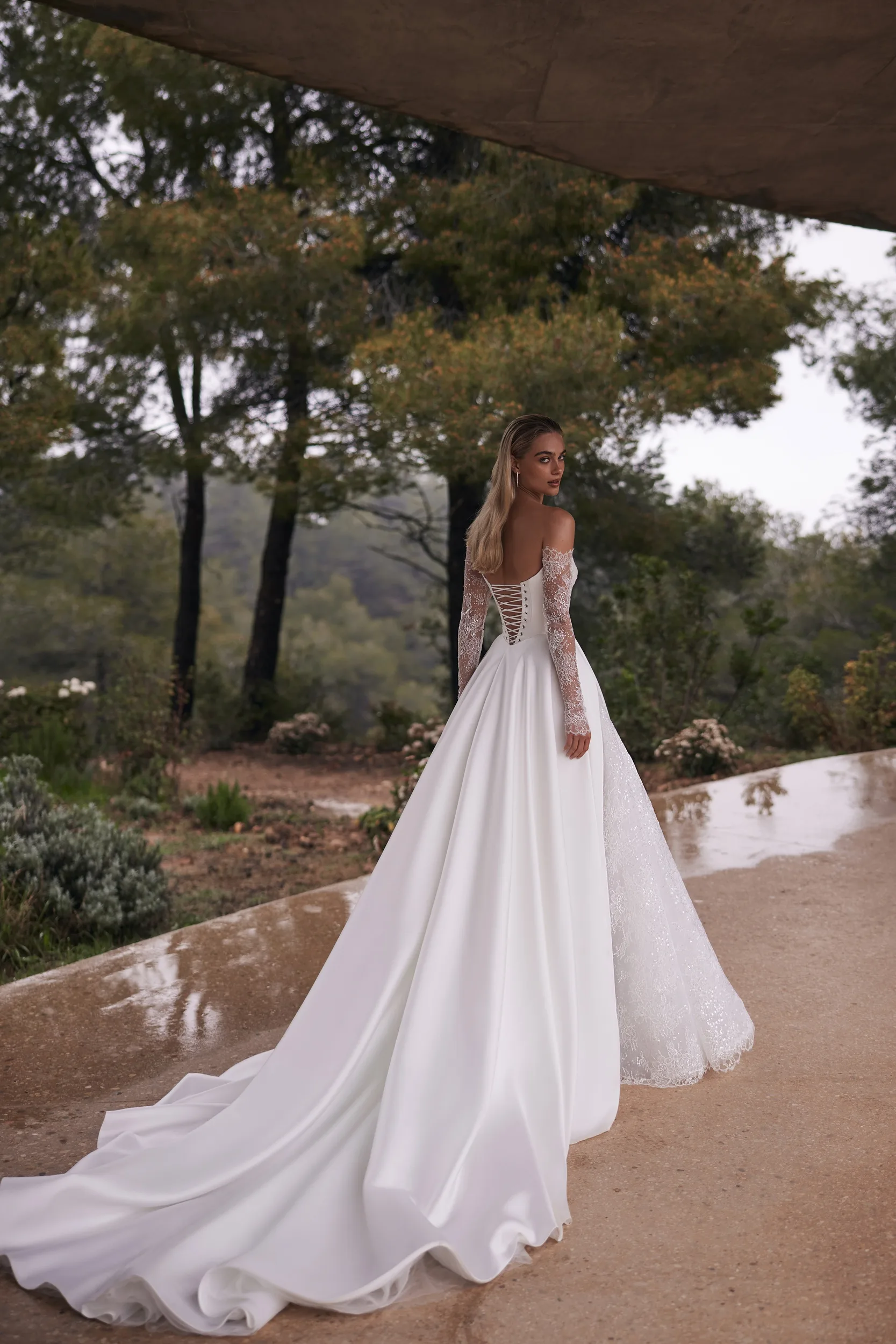 Aston - Eva Lendel | Luxury bridal fashion brand Aston - Eva Lendel | Luxury bridal fashion brand