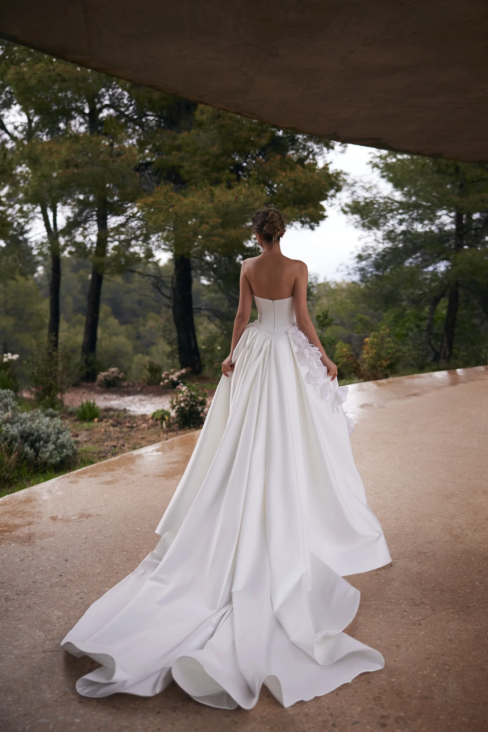 Eva Backless Silk Wedding Dress Silk Backless Wedding Dress Emma US Natural White Eva Backless Silk Wedding Dress Silk Backless Wedding Dress Emma US Natural White