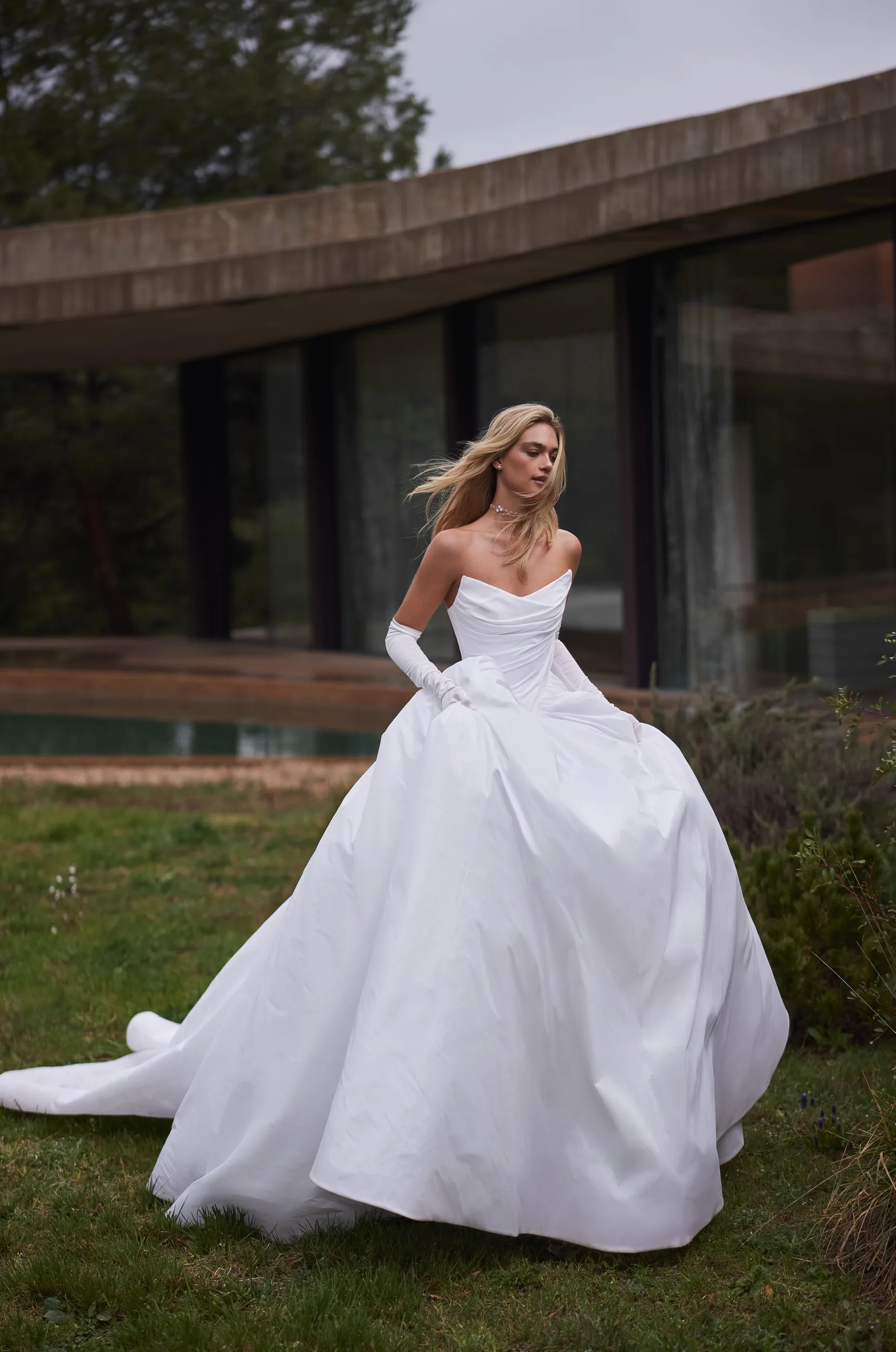 Deliz - Eva Lendel | Luxury bridal fashion brand Deliz - Eva Lendel | Luxury bridal fashion brand