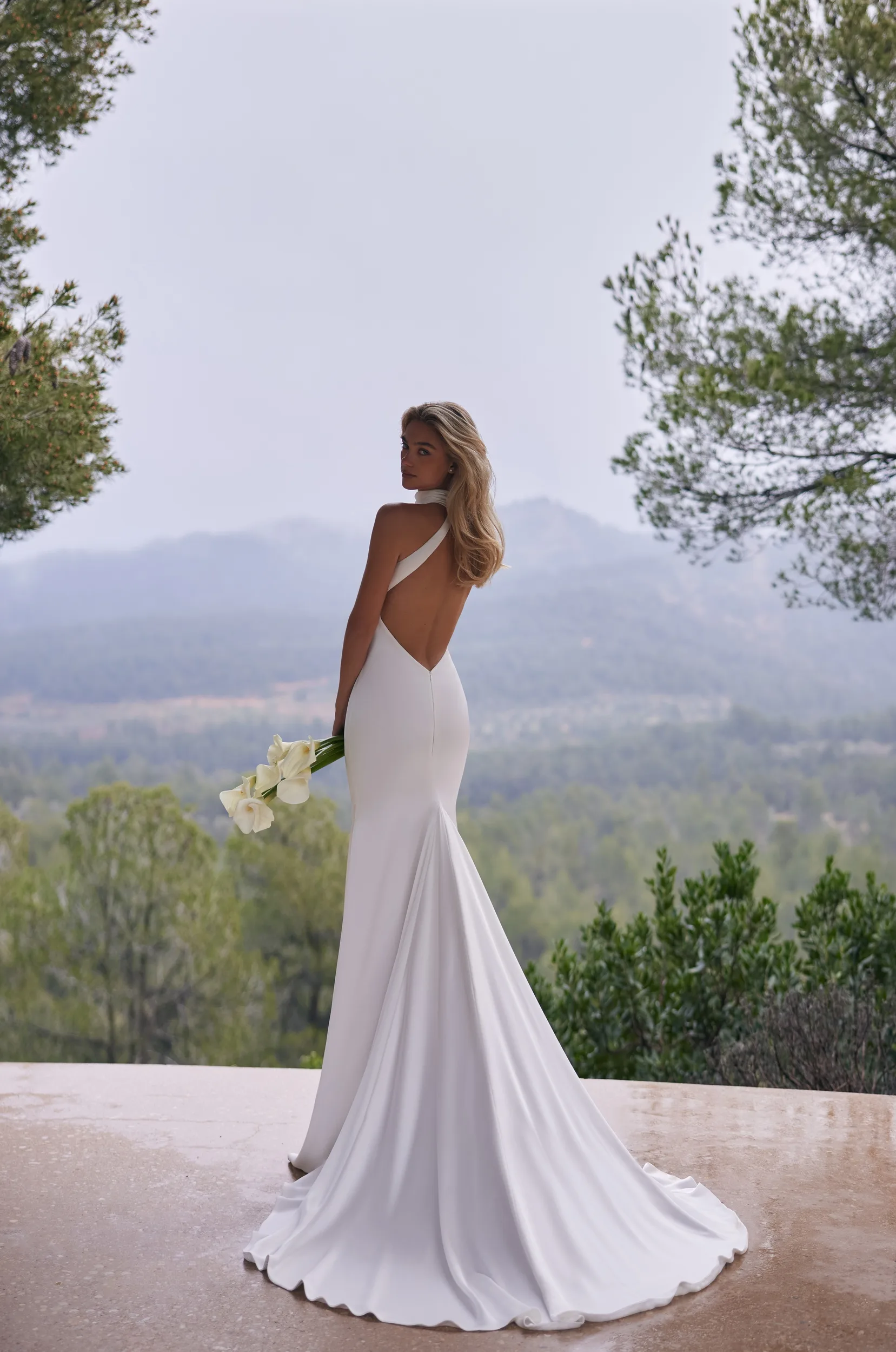 Ricci - Eva Lendel | Luxury bridal fashion brand