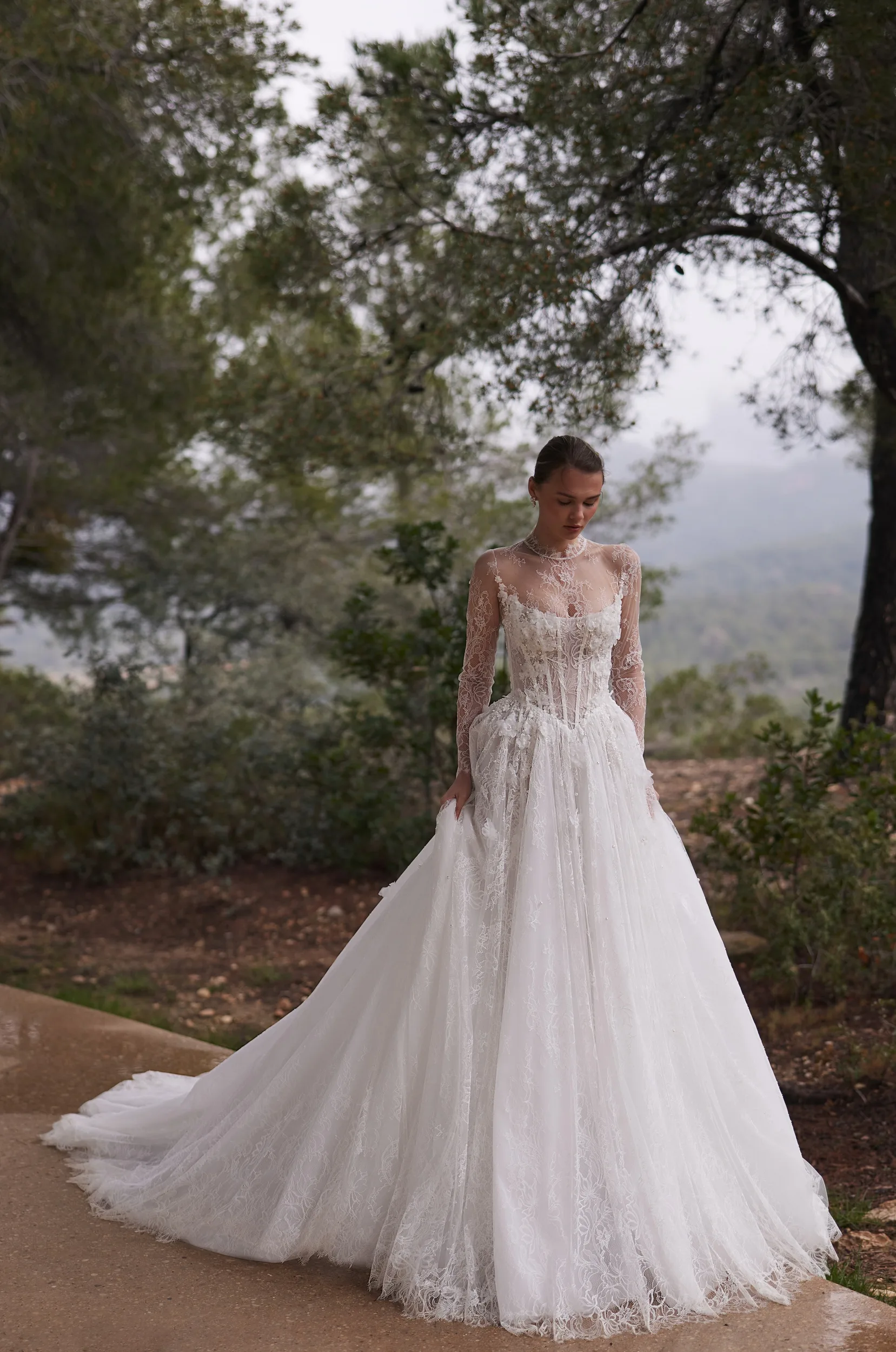 Visage - Eva Lendel | Luxury bridal fashion brand