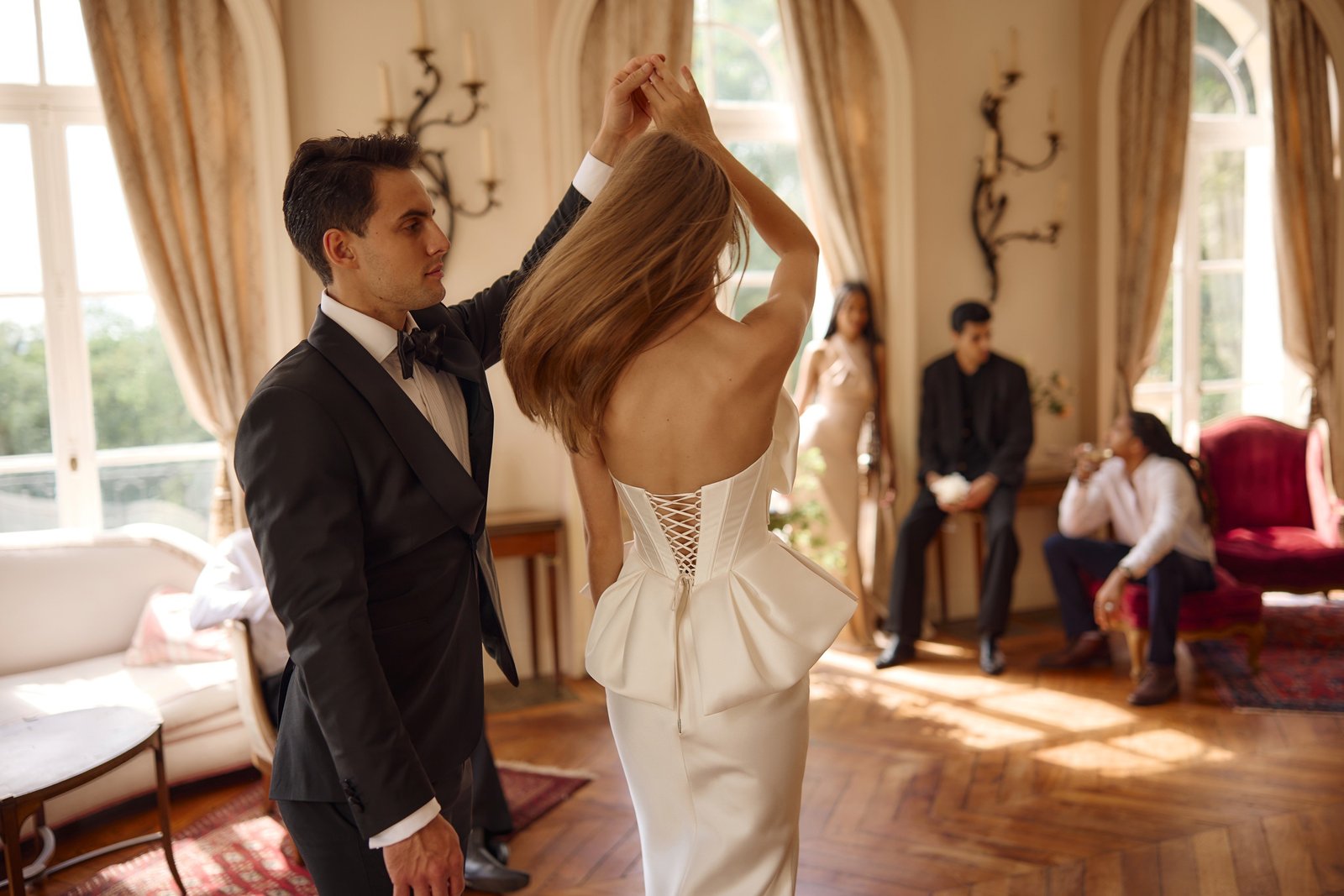 Fiesta 3 wedding dress by Eva Lendel from Love Story collection