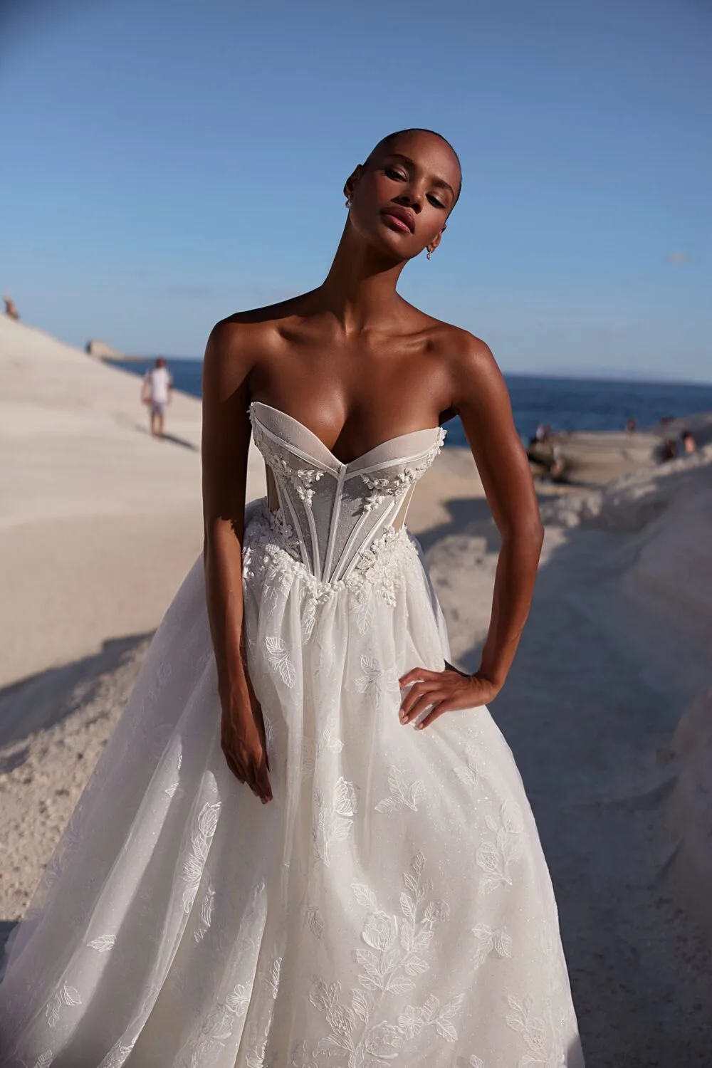 Venus - Eva Lendel | Luxury bridal fashion brand