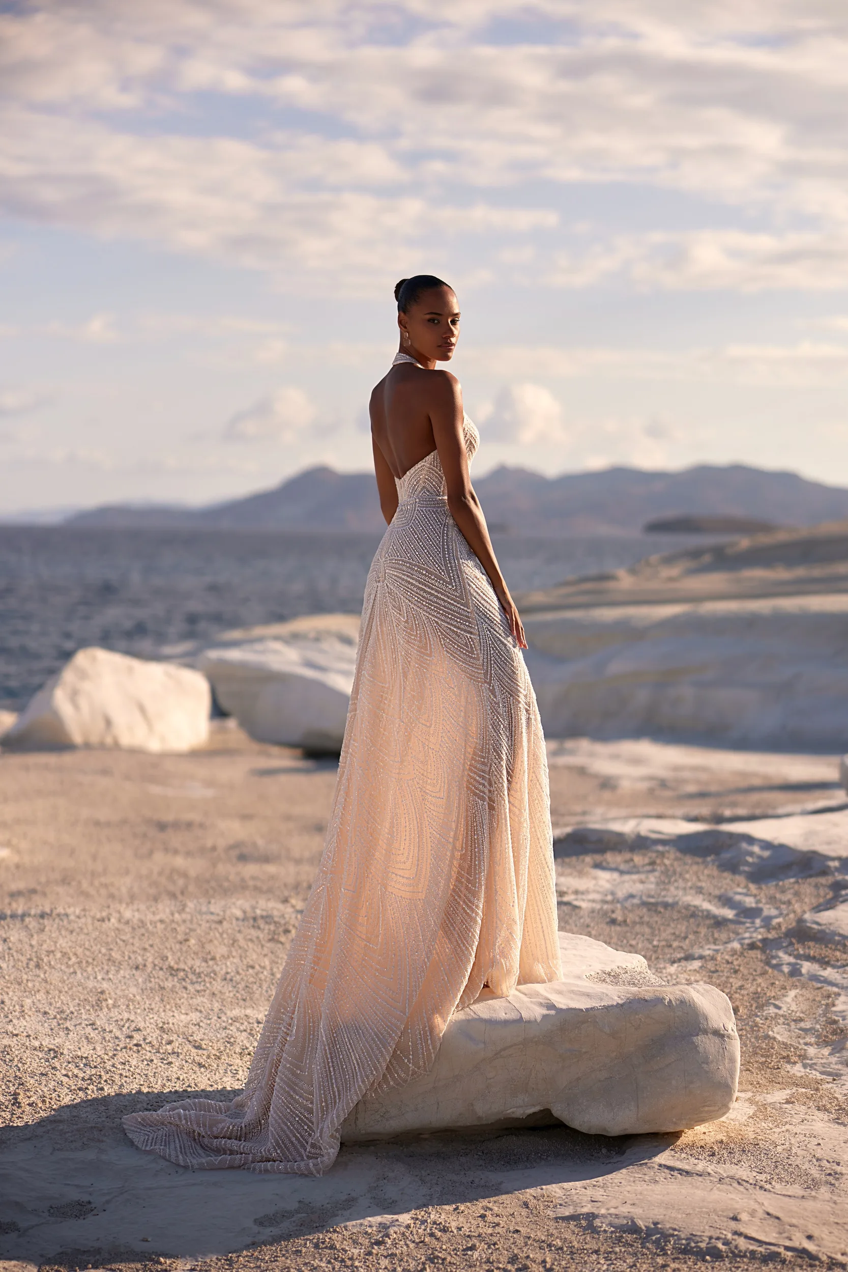 Dora - Eva Lendel | Luxury bridal fashion brand