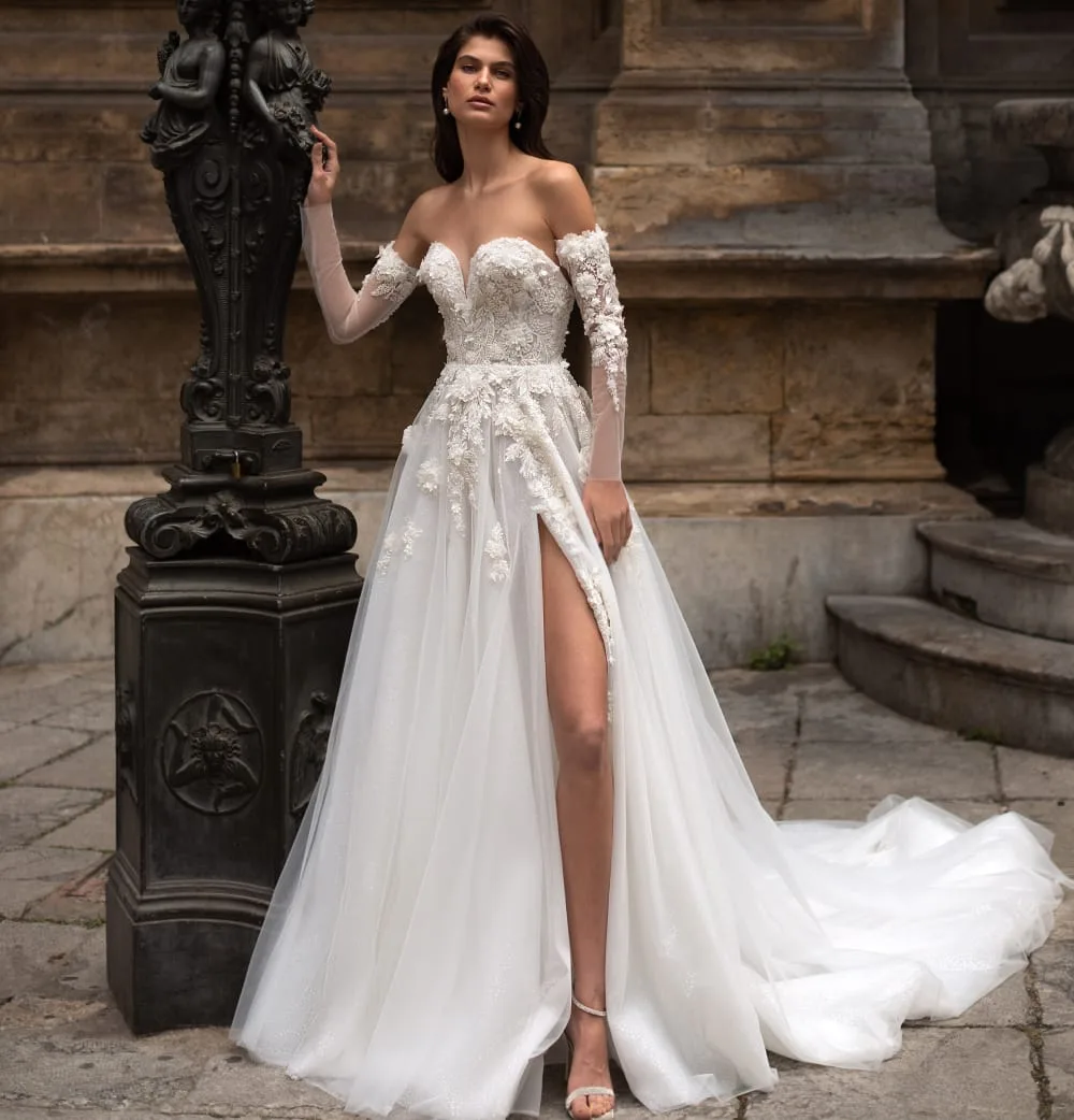 Bridal Trends 2022 - 2023 | Future and current wedding dress trends 2022  Real brides in wedding dresses of different styles by Eva Landel design -  Eva Lendel | Luxury bridal fashion brand