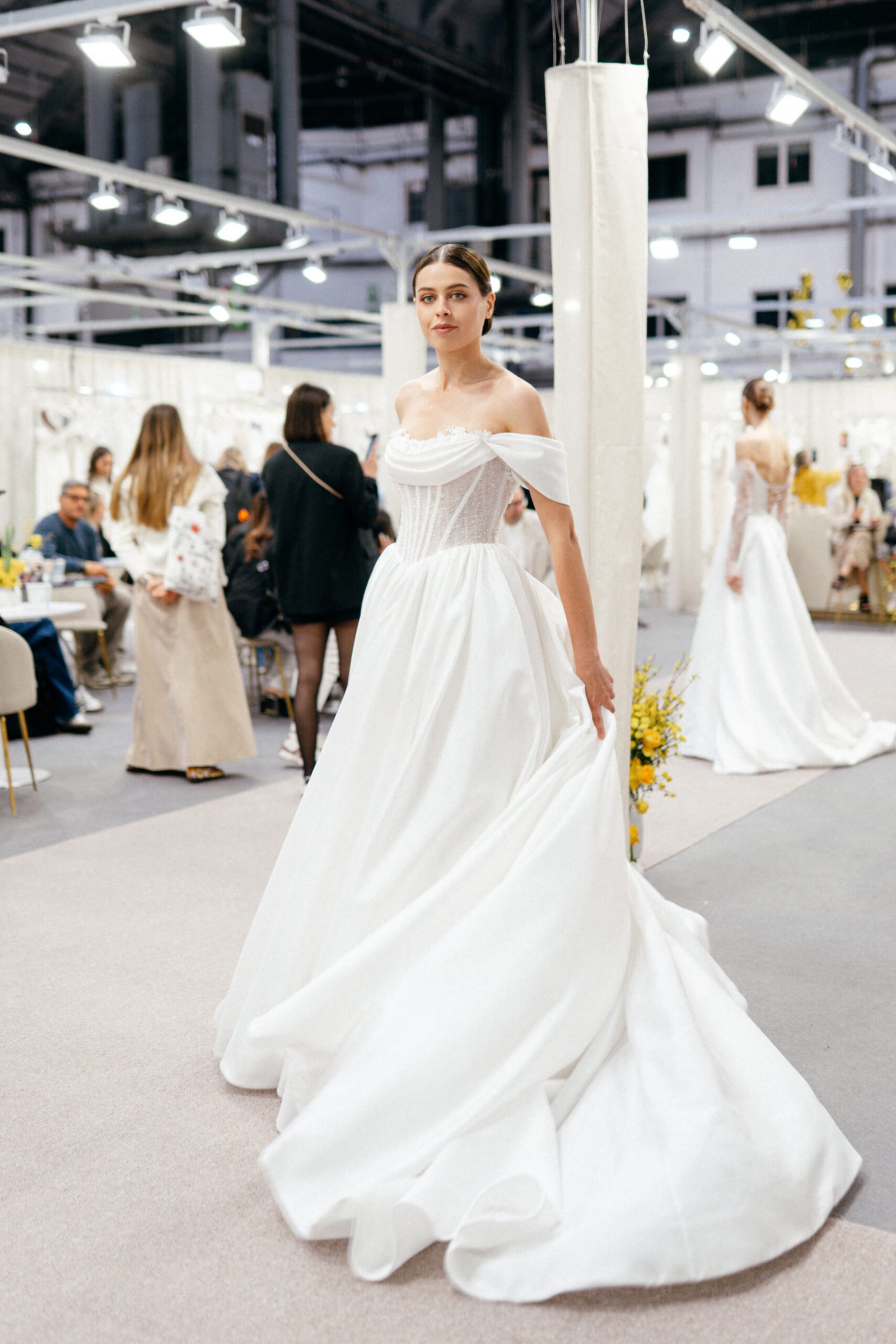 Eva Lendel at Barcelona Bridal Fashion Week 2025: Discover the Future of Bridal Elegance - 2