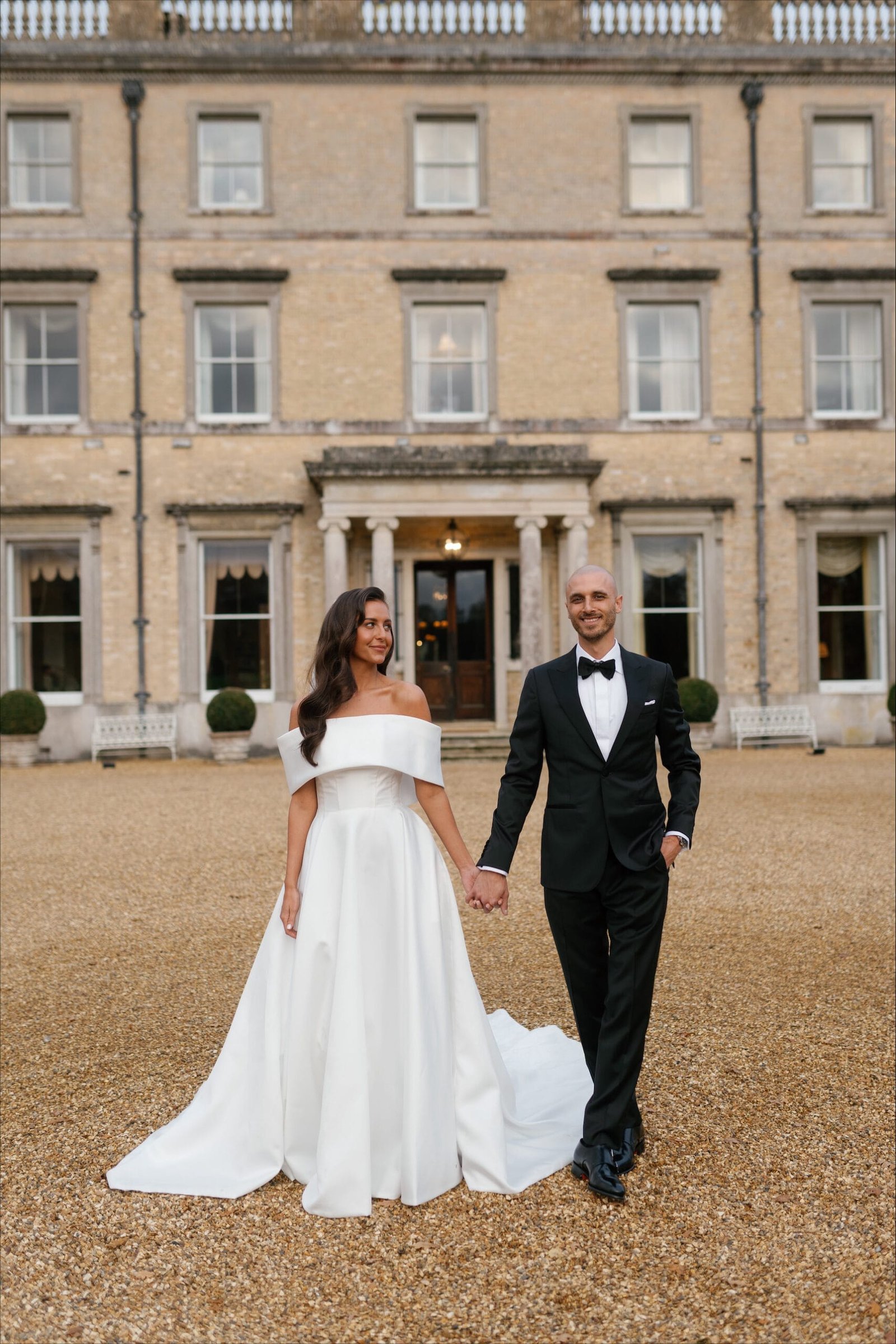Inside: A Timeless Wedding Celebration In The English Countryside